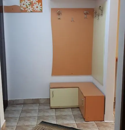 아파트 Apartament Central 만갈리아
