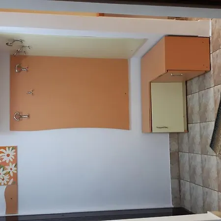 아파트 Apartament Central 만갈리아